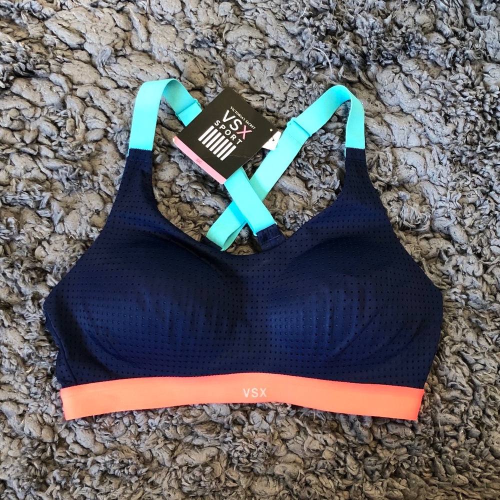 Victoria's Secret Sports Bra - 32C